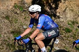 Le sprint spectaculaire de Jasper Philipsen vers la victoire